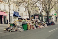 http://www.emileouroumov.fr/files/gimgs/th-53_39_rue de Tocqueville 17e_1_web.jpg